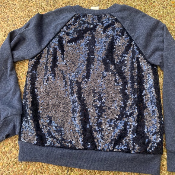 Navy Blue sequin zip up top /girls M 💙💙 - Picture 3 of 4